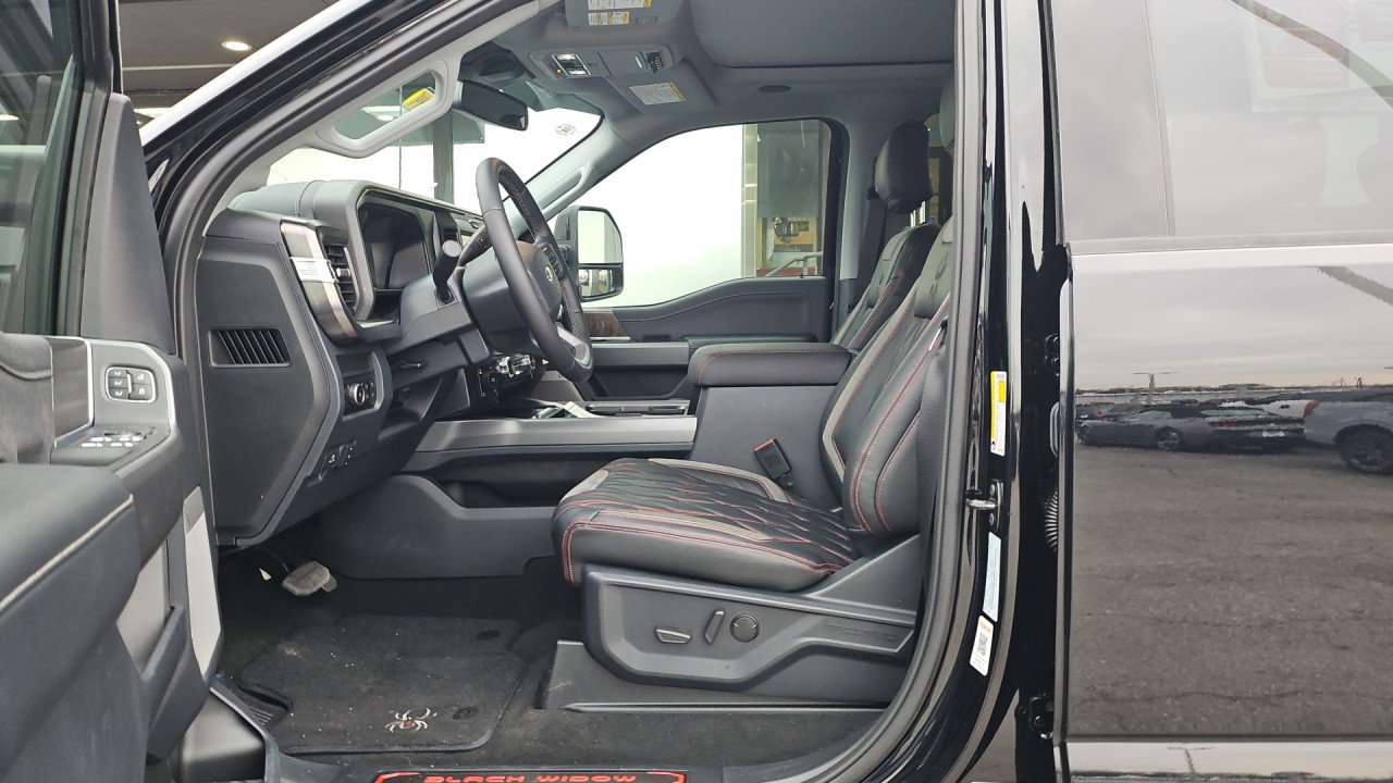 New 2026 Ford F250 Lariat w/ Black Appearance Package image 7