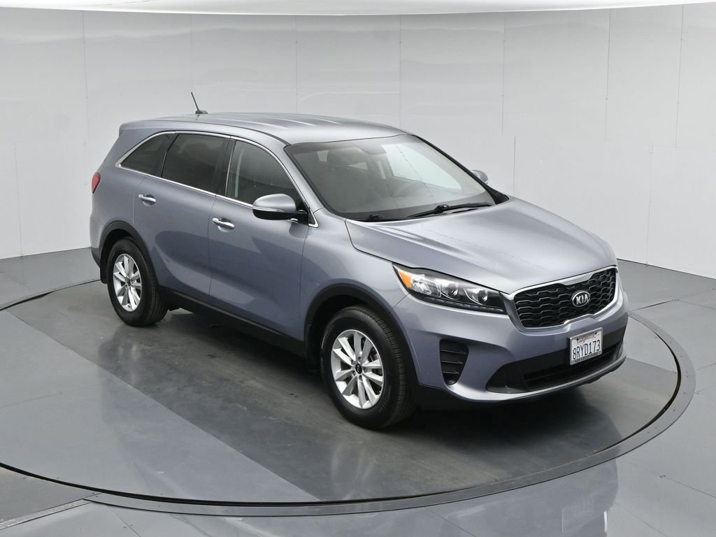 Used 2020 Kia Sorento LX image 39