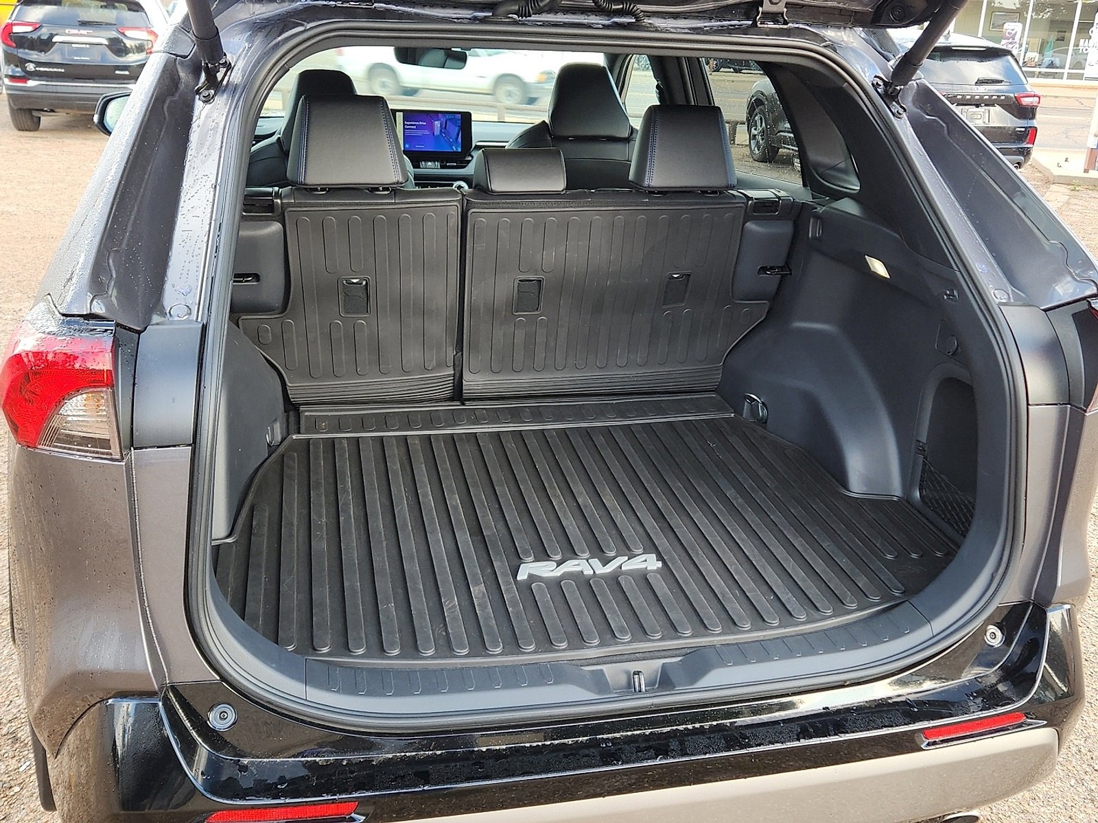 Used 2024 Toyota RAV4 XSE w/ Weather Package image 8