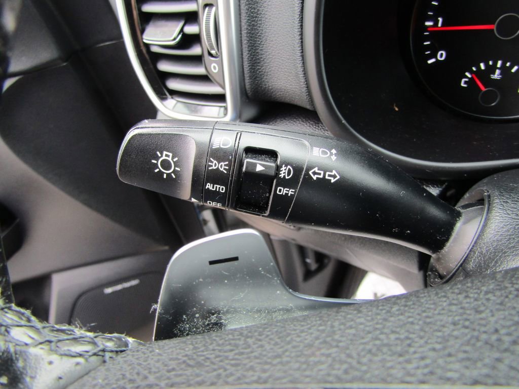 Used 2020 Kia Sportage SX image 22
