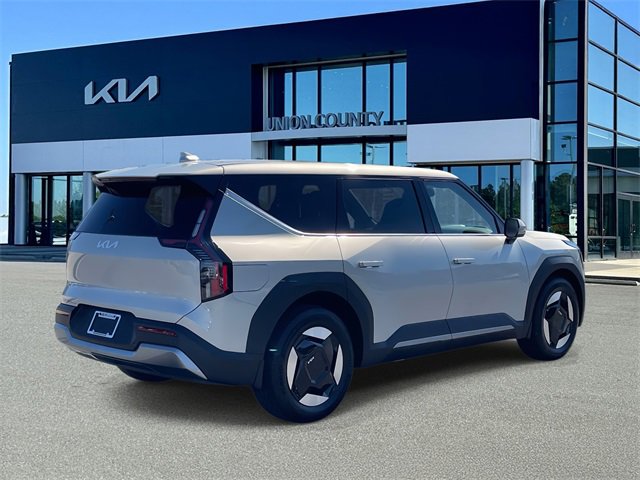New 2026 Kia EV9 Light image 6