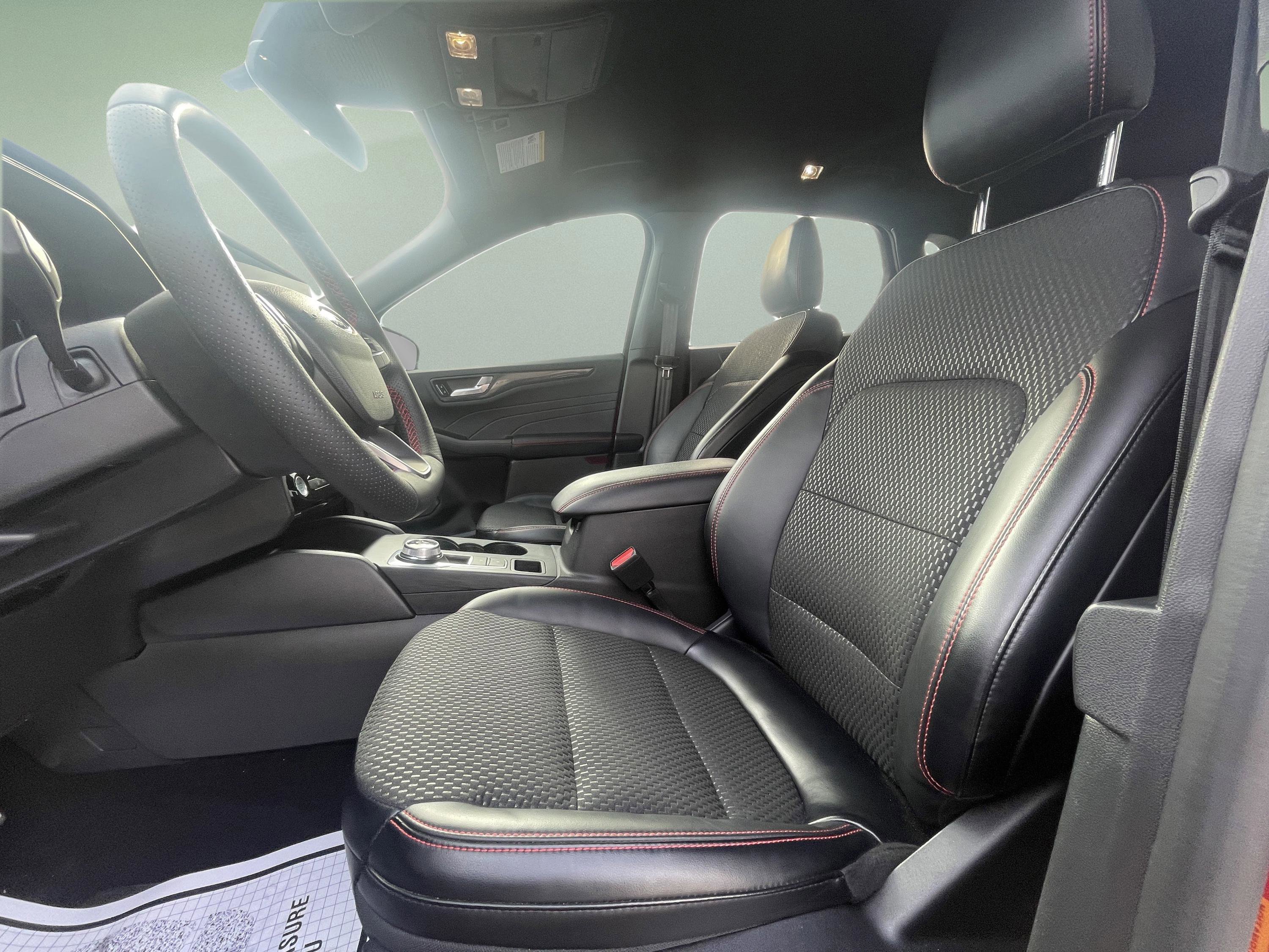 Used 2024 Ford Escape ST-Line w/ Tech Pack #1 image 19