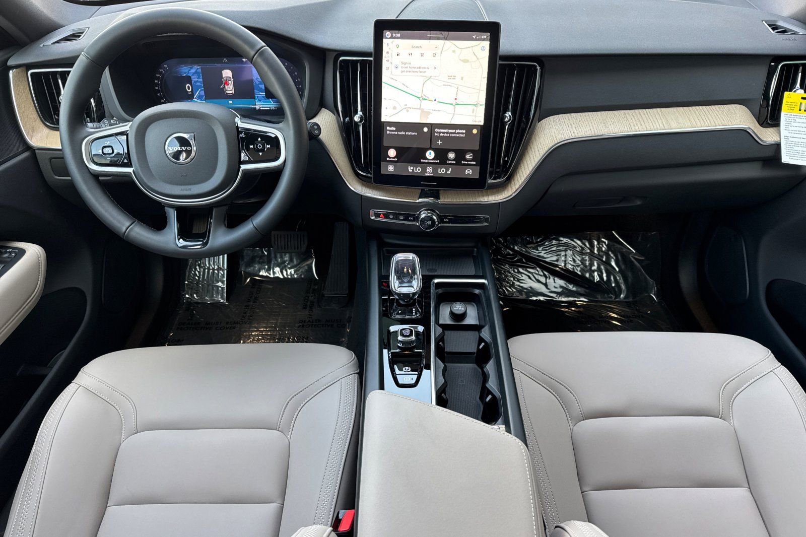 Certified 2026 Volvo XC60 B5 Plus w/ Protection Package Premier AWD/4WD image 14