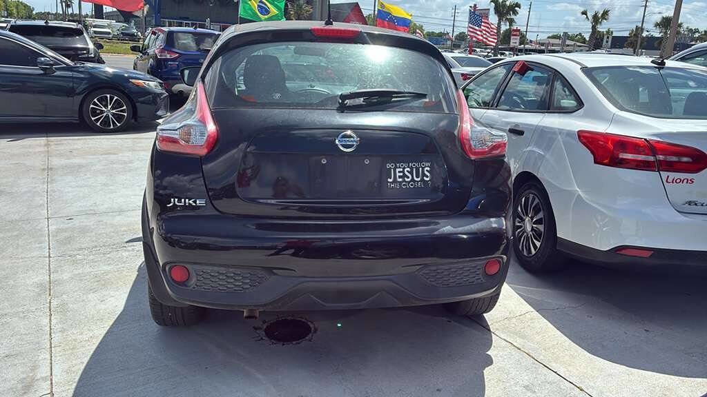 Used 2015 Nissan Juke S image 2