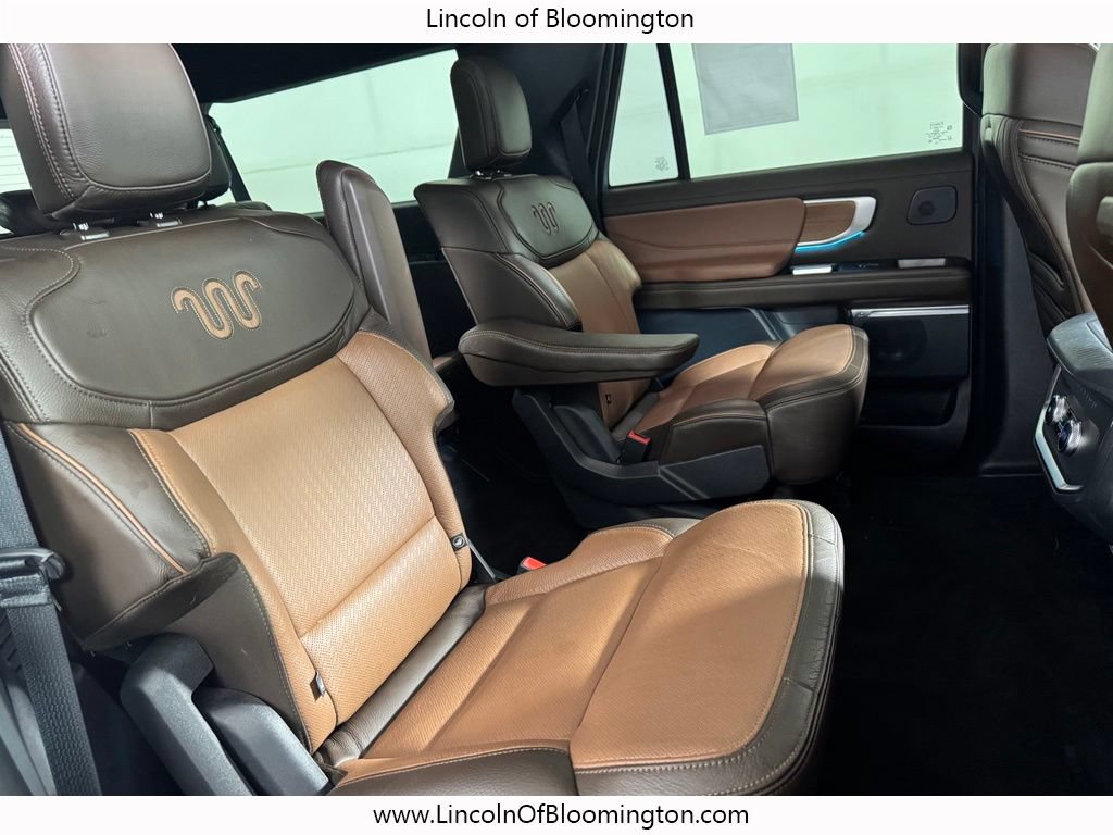 Used 2025 Ford Expedition Max King Ranch AWD/4WD image 12