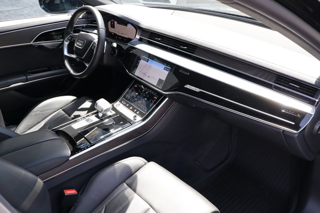 Used 2023 Audi A8 L 3.0T w/ Comfort Plus Package AWD/4WD image 33