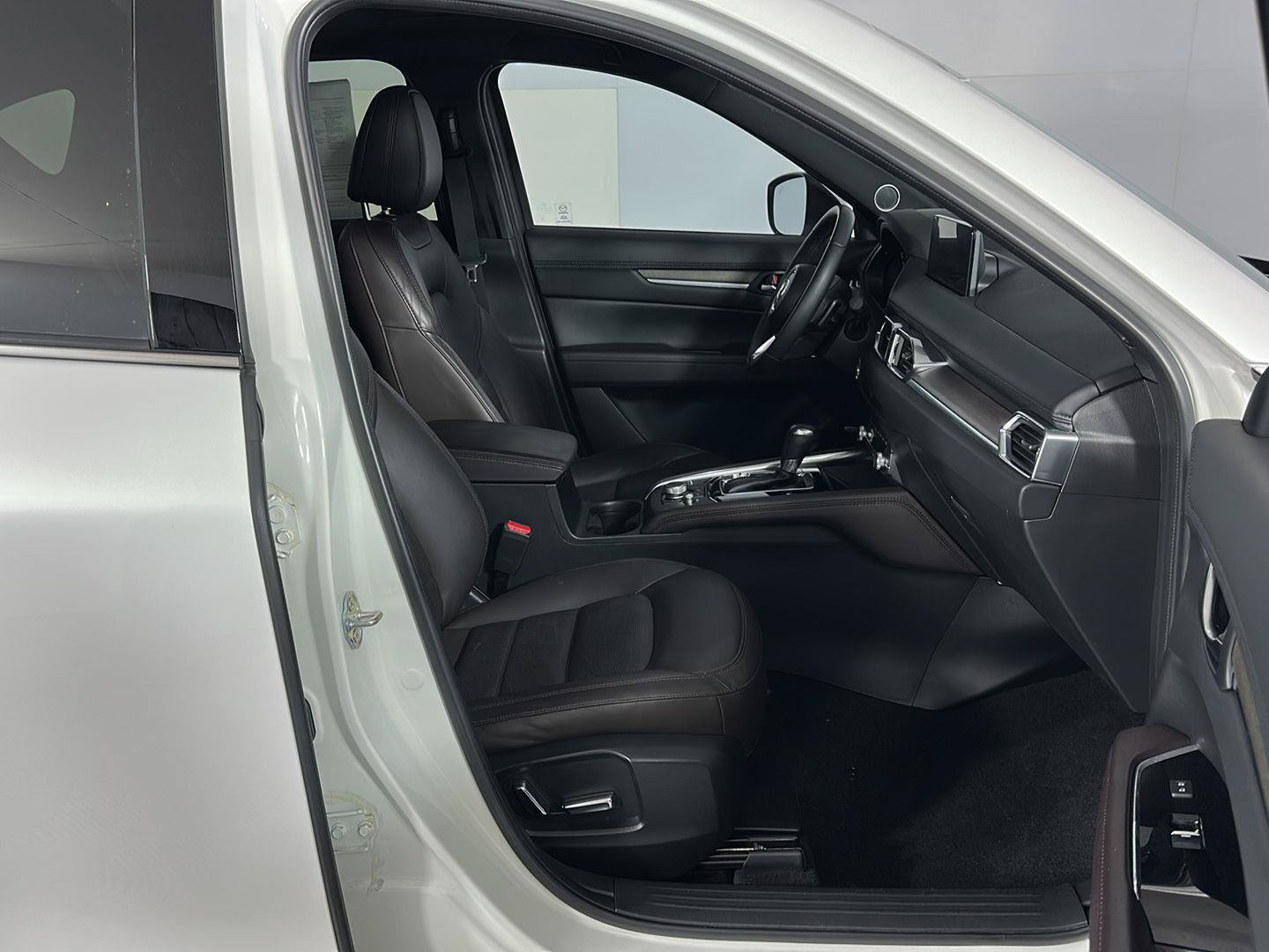 Used 2023 MAZDA CX-5 Signature AWD/4WD image 32