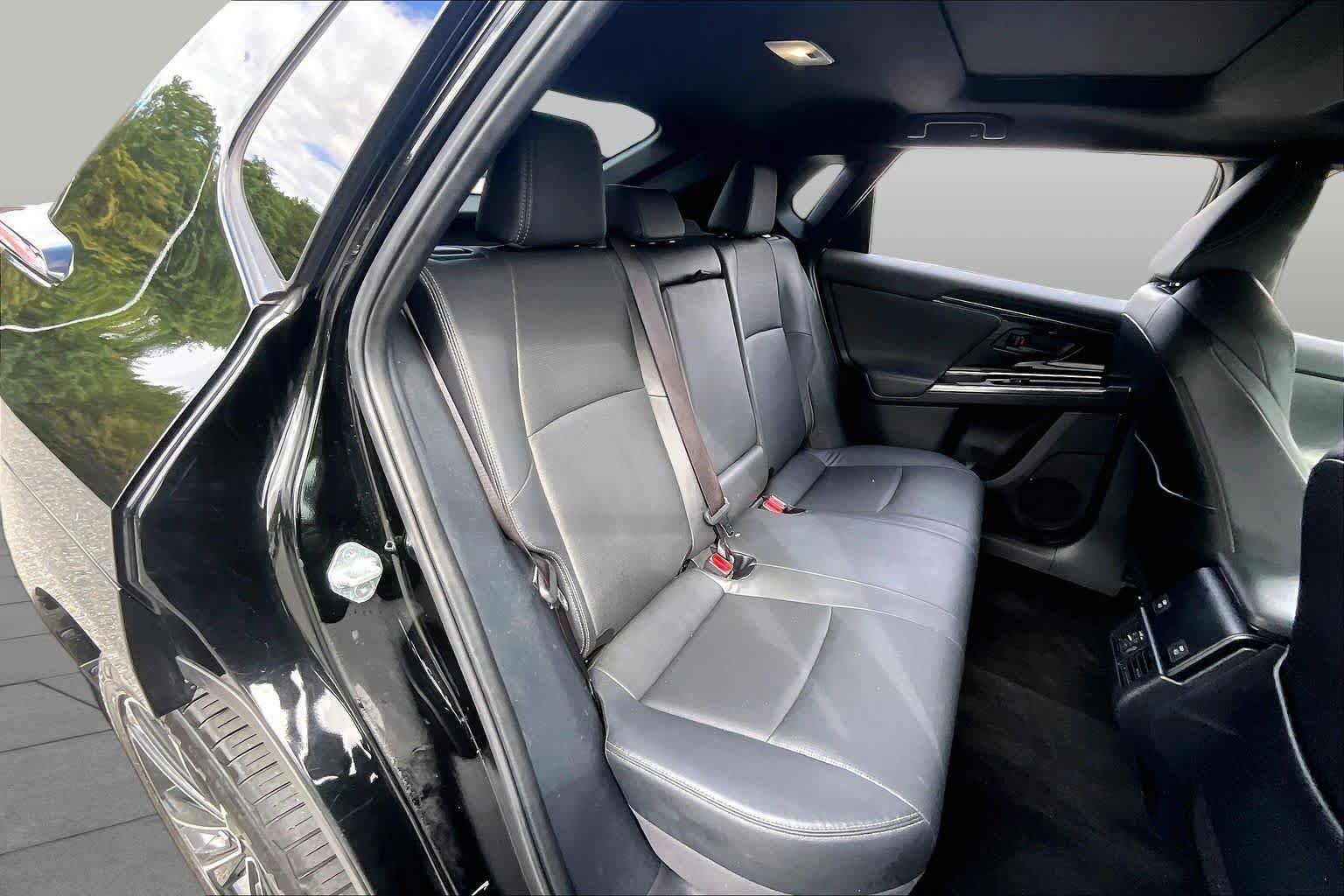Used 2023 Toyota bZ4X AWD image 20