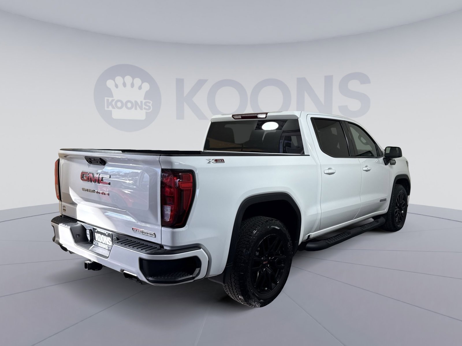 Used 2023 GMC Sierra 1500 Elevation image 7