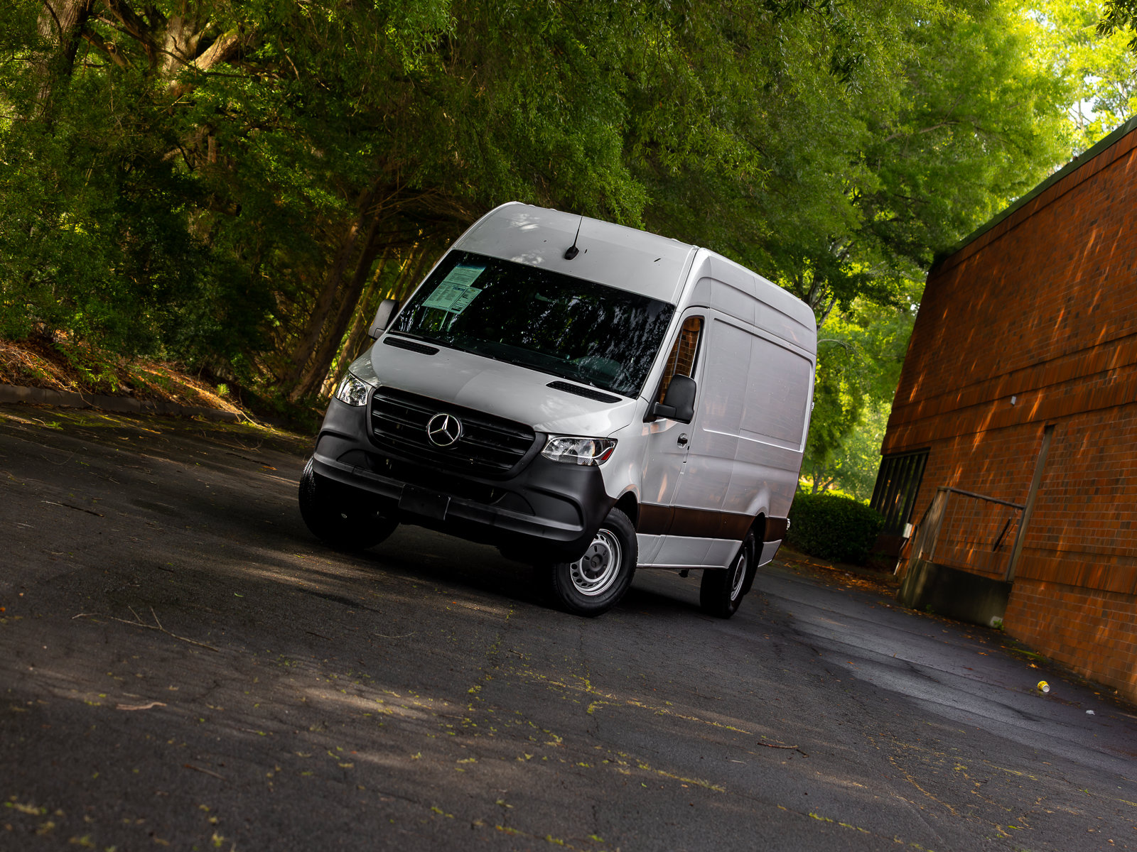 Used 2022 Mercedes-Benz Sprinter 2500 image 22