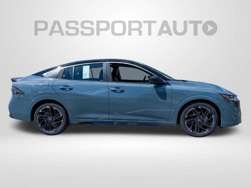 New 2027 Nissan Sentra SR FWD image 4