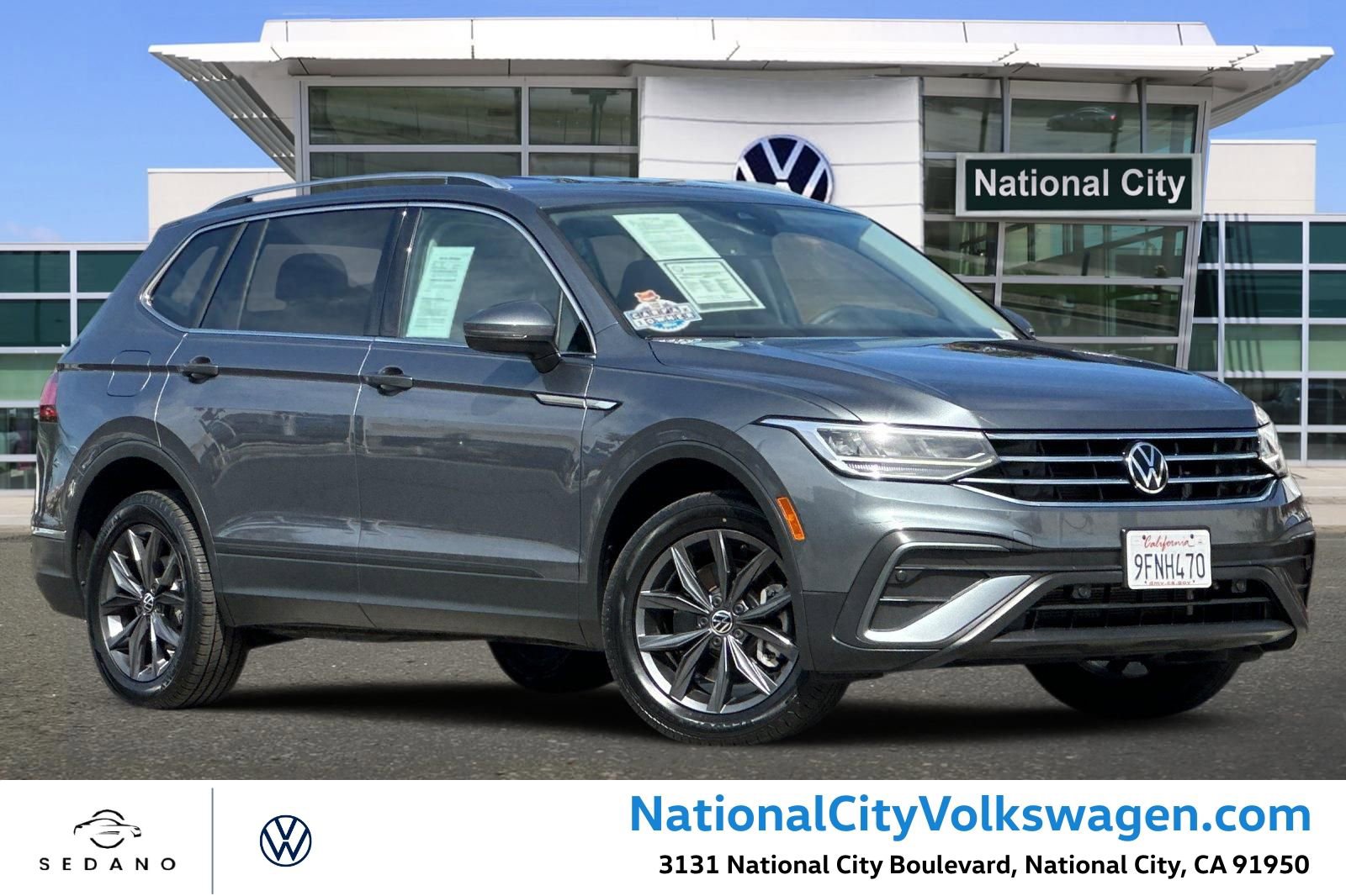 Used 2023 Volkswagen Tiguan SE FWD image 1