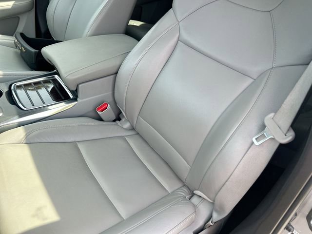 Used 2017 Acura MDX SH-AWD image 15