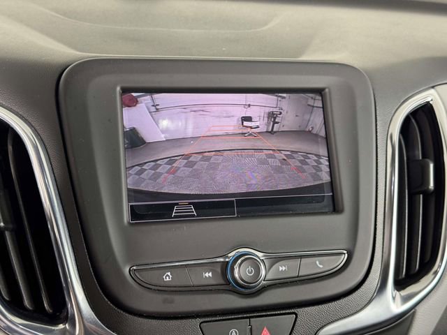 Used 2022 Chevrolet Equinox LS image 26