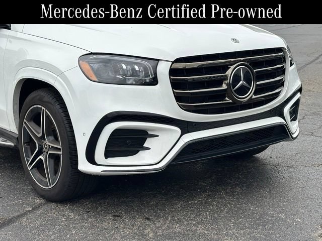 Used 2025 Mercedes-Benz GLS 450 4MATIC w/ AMG Line Exterior image 2