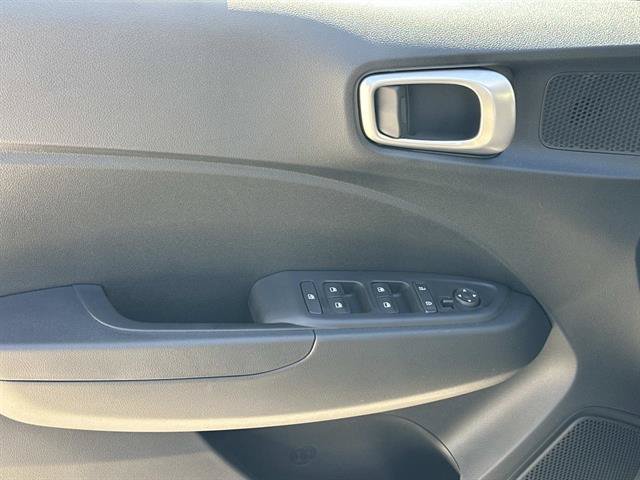 New 2026 Hyundai Venue SE FWD image 20