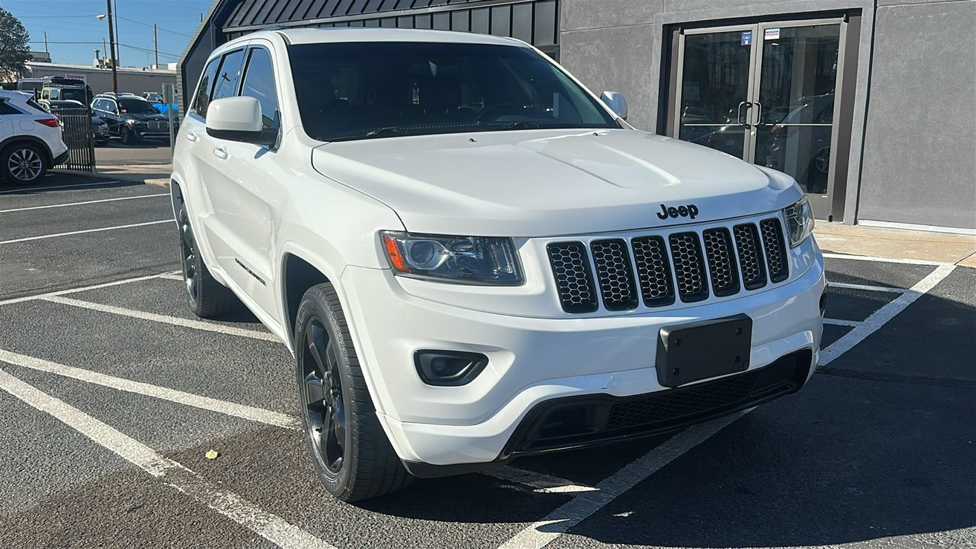 Used 2014 Jeep Grand Cherokee Altitude AWD/4WD image 1