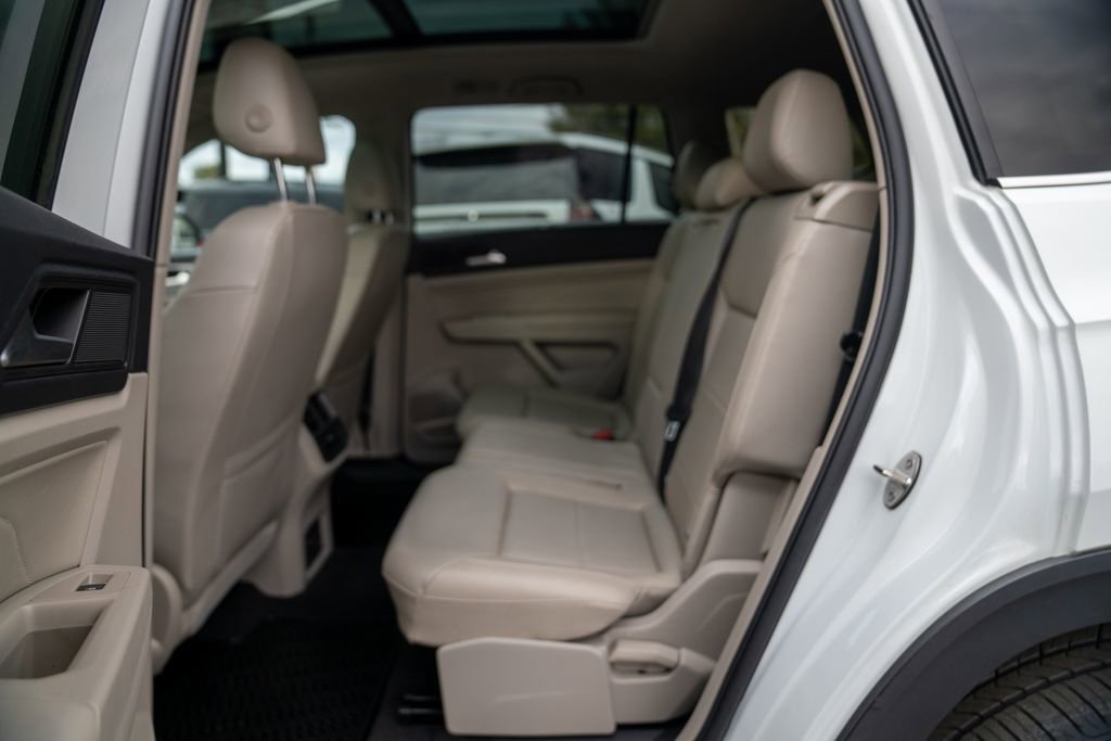 Used 2022 Volkswagen Atlas SE w/ Panoramic Sunroof Package image 18