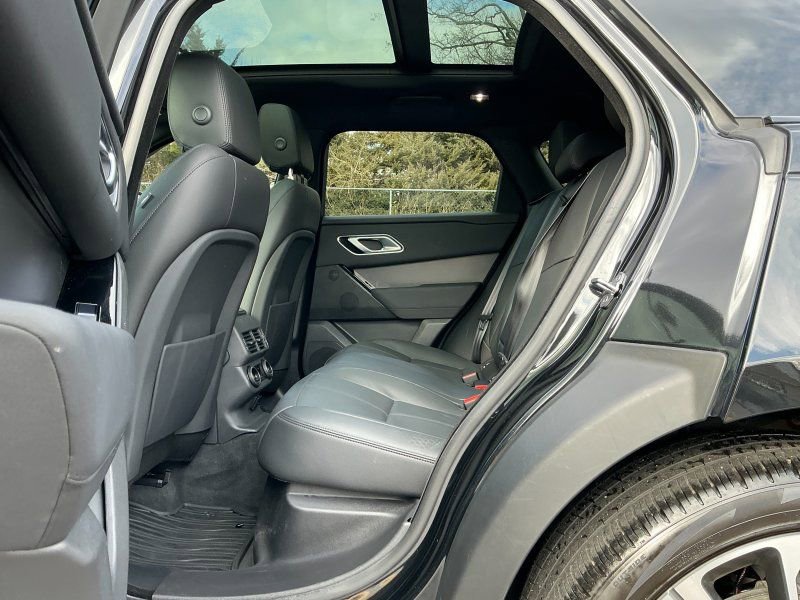 Used 2024 Land Rover Range Rover Velar Dynamic SE image 13