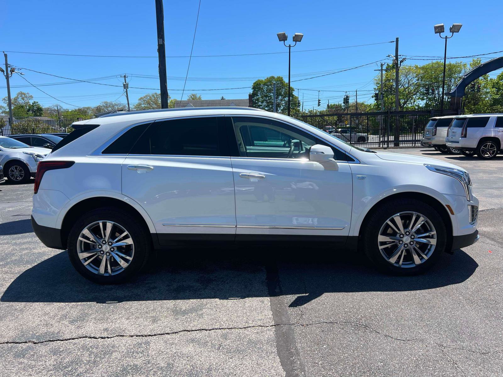 Certified 2023 Cadillac XT5 Premium Luxury AWD/4WD image 6
