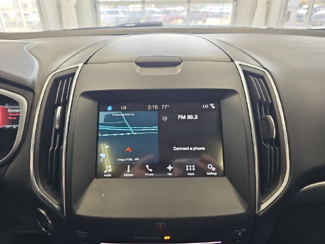 Used 2018 Ford Edge Titanium w/ Equipment Group 301A AWD/4WD image 18