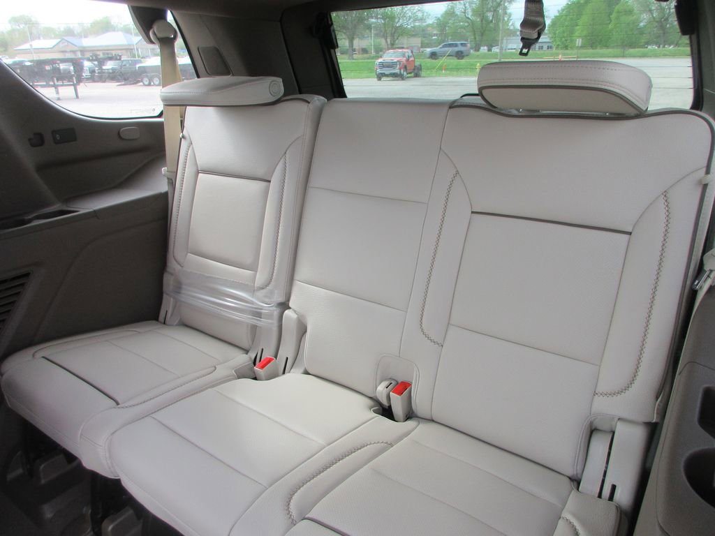 New 2026 GMC Yukon Denali AWD/4WD image 13