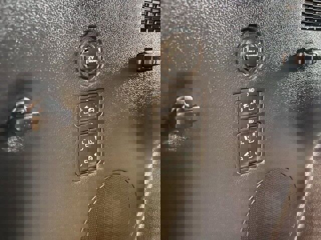 Used 2024 Hyundai Palisade Calligraphy image 21