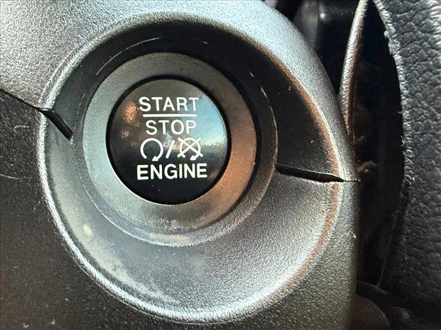 Used 2017 Jeep Compass Sport w/ Tech Group image 12