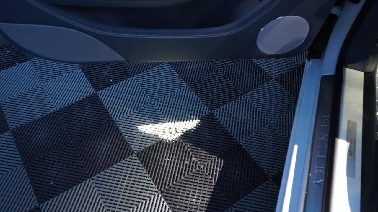 Used 2024 Bentley Continental GT V8 AWD/4WD image 57