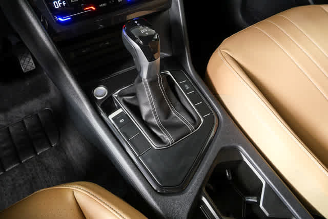 Certified 2023 Volkswagen Tiguan SE FWD image 19