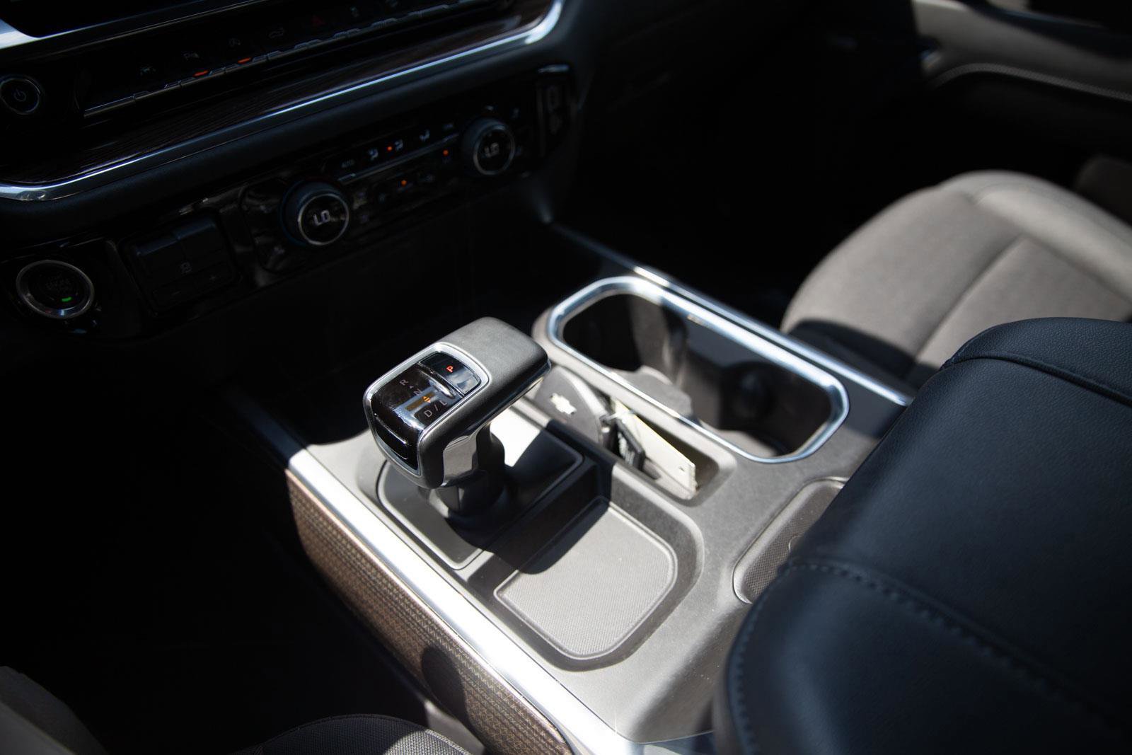 Used 2025 Chevrolet Silverado 1500 LT Trail Boss w/ Convenience Package II AWD/4WD image 18