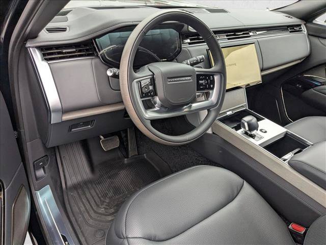 New 2026 Land Rover Range Rover SV AWD/4WD image 3