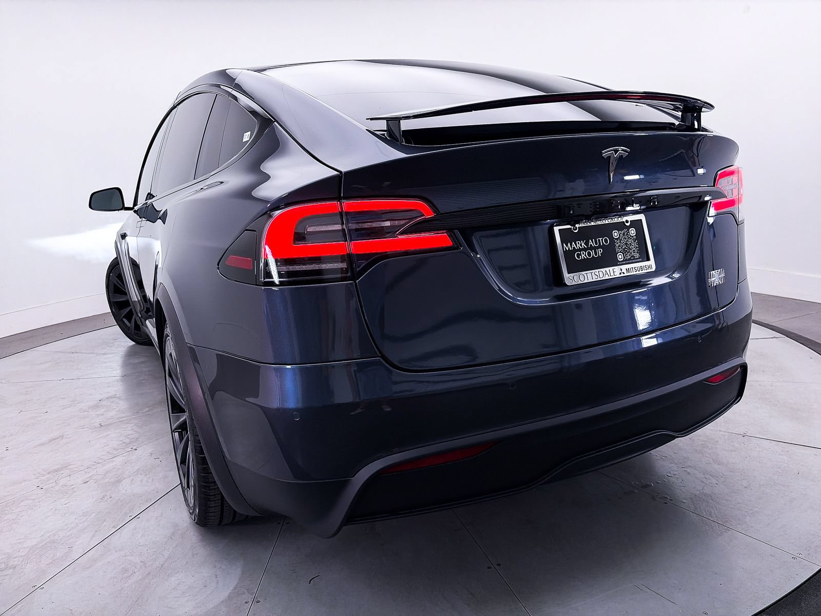 Used 2022 Tesla Model X Plaid AWD/4WD image 8