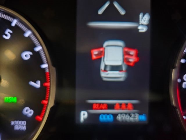 Used 2022 Toyota RAV4 XLE image 13