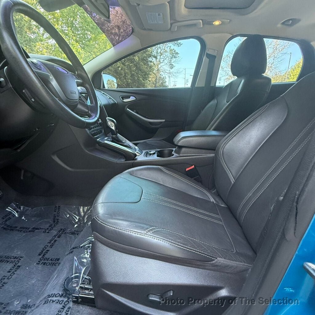 Used 2012 Ford Focus Titanium FWD image 22