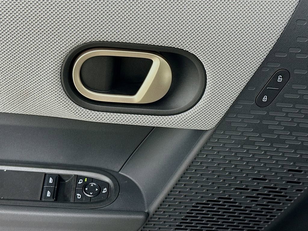 Certified 2025 MINI Cooper S image 19