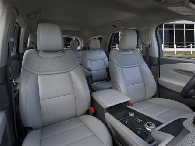 New 2025 Ford Explorer Active w/ Active Comfort Package image 10