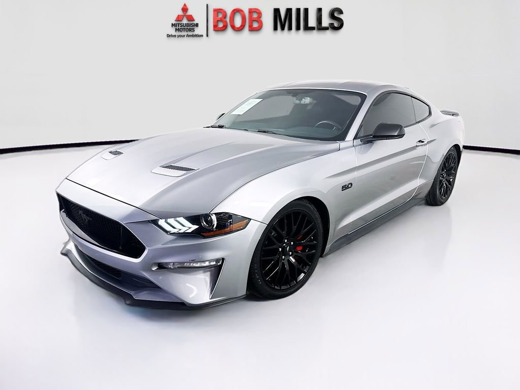 Used 2020 Ford Mustang GT RWD image 3