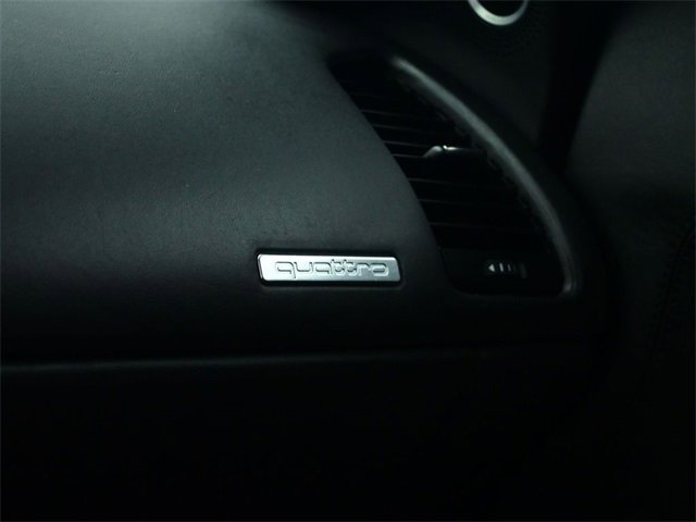 Used 2009 Audi R8 V8 w/ Enhanced Leather Pkg image 24