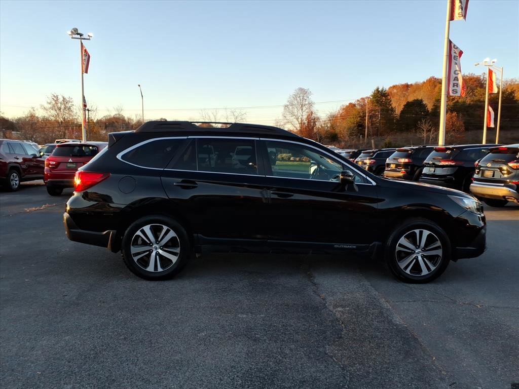 Used 2019 Subaru Outback 2.5i Limited image 16
