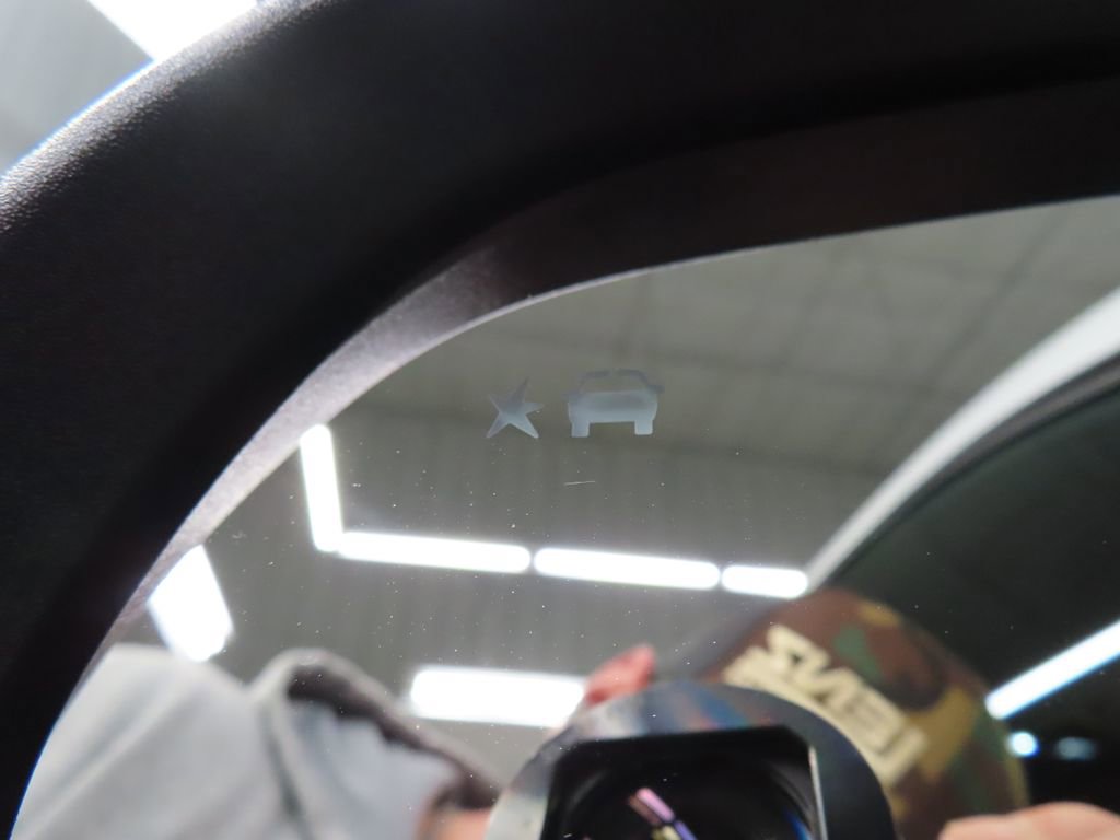 Used 2024 GMC Acadia AT4 w/ Luxury Package image 68