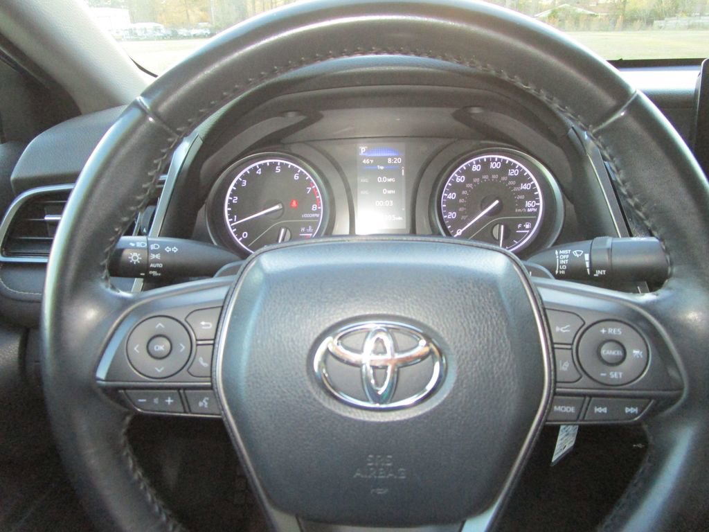 Used 2024 Toyota Camry SE image 23