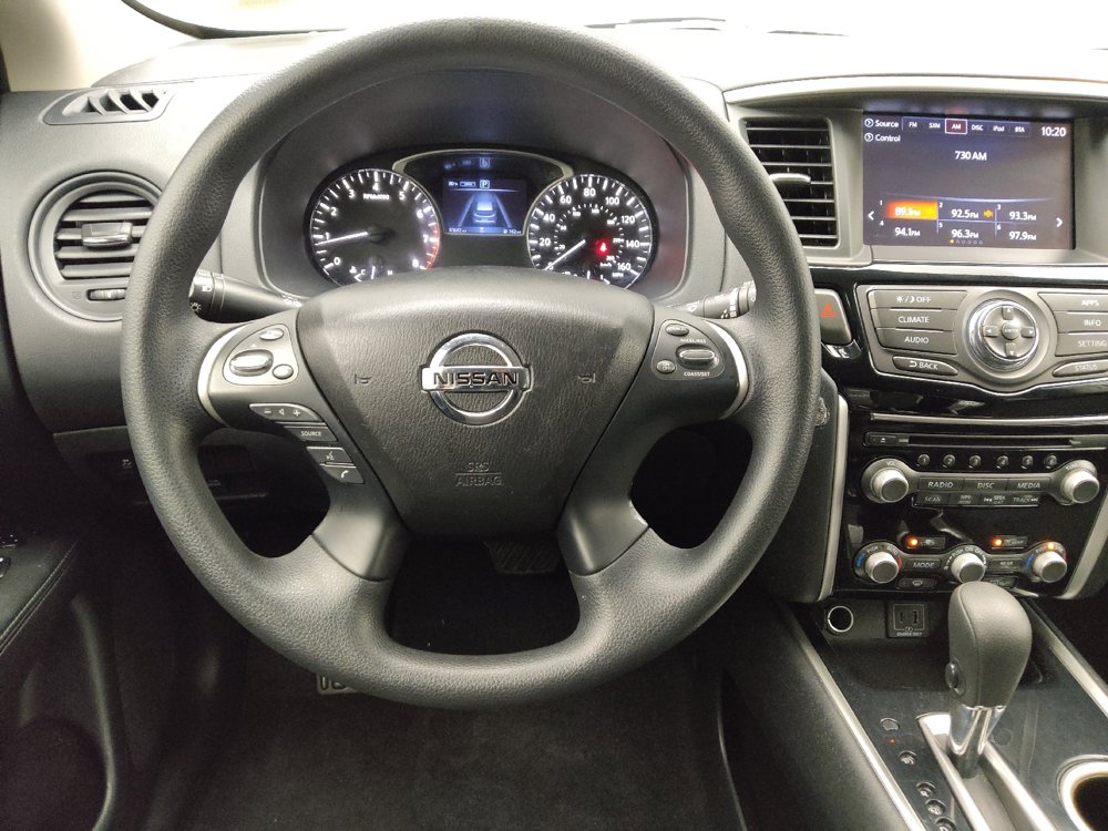 Used 2020 Nissan Pathfinder S AWD/4WD image 22