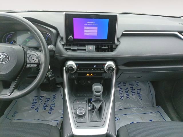 Used 2025 Toyota RAV4 LE AWD/4WD image 11