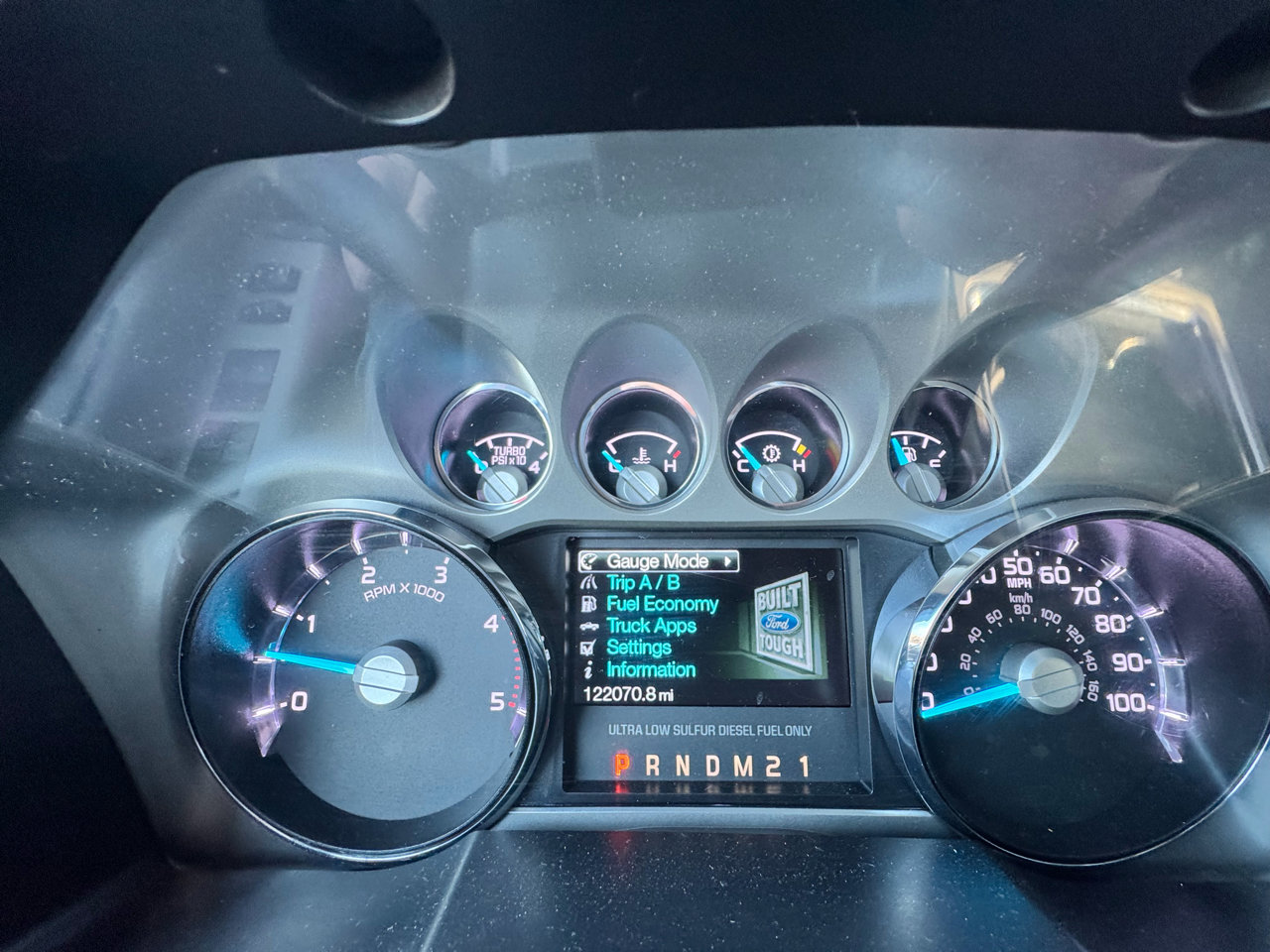 Used 2014 Ford F350 Lariat w/ Lariat Interior Package image 32