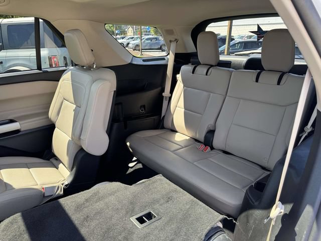Certified 2021 Ford Explorer Limited w/ Hybrid Equipment Group 310A AWD/4WD image 19