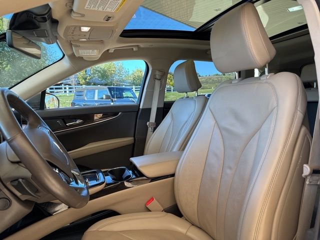 Used 2022 Lincoln Nautilus Reserve w/ Equipment Group 201A image 14