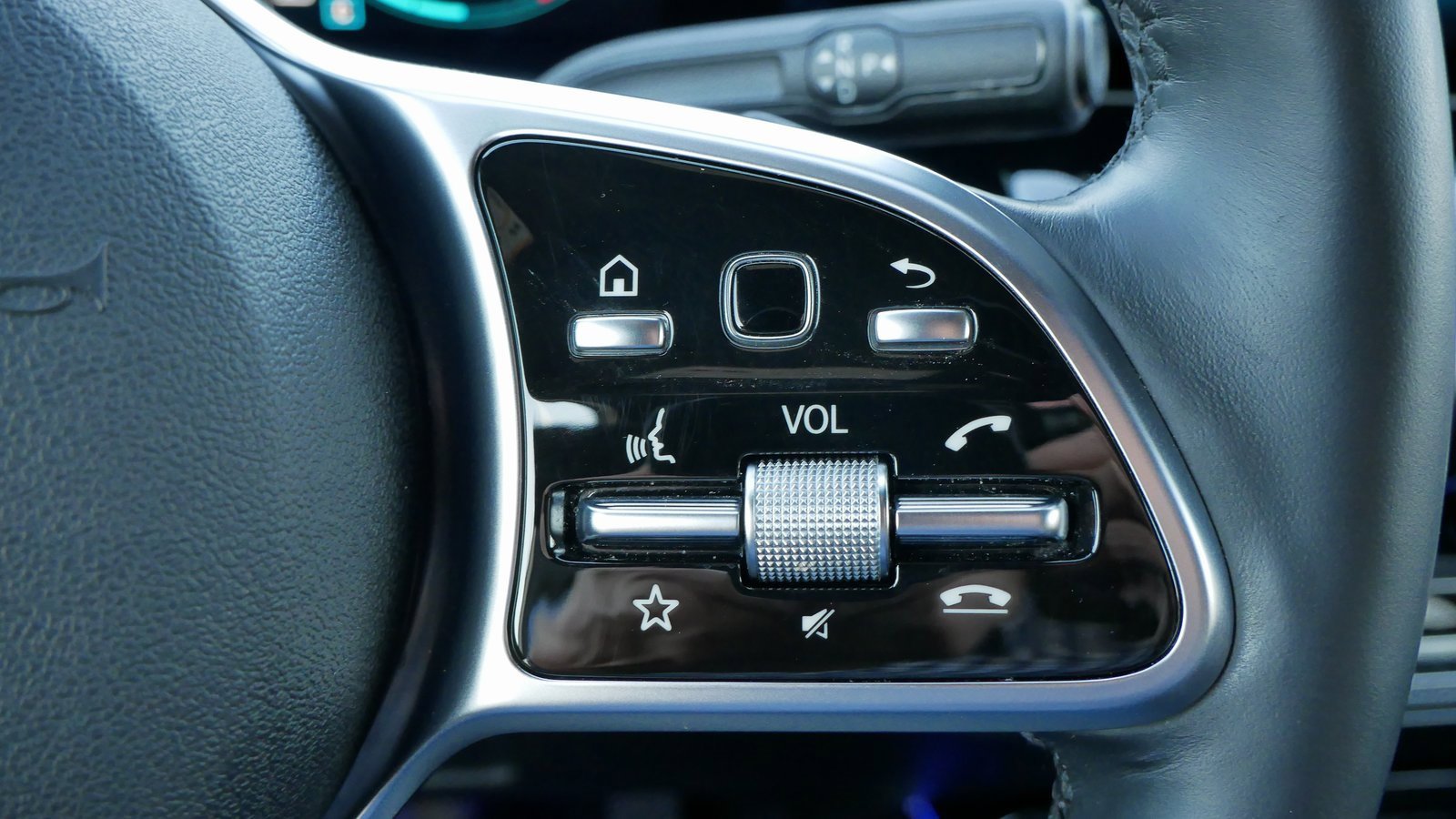 Used 2021 Mercedes-Benz GLA 250 4MATIC image 36