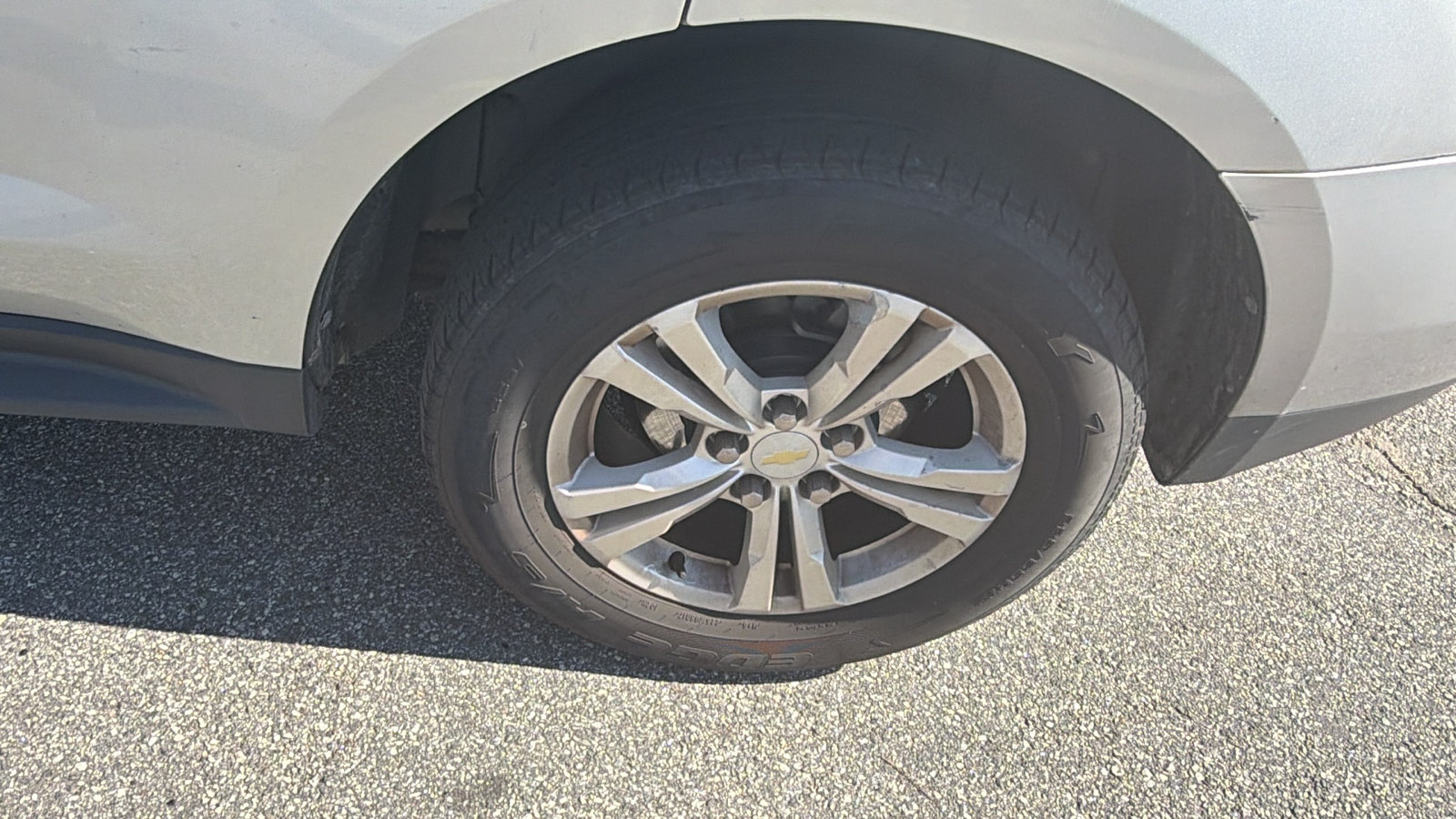 Used 2012 Chevrolet Equinox LS FWD image 12