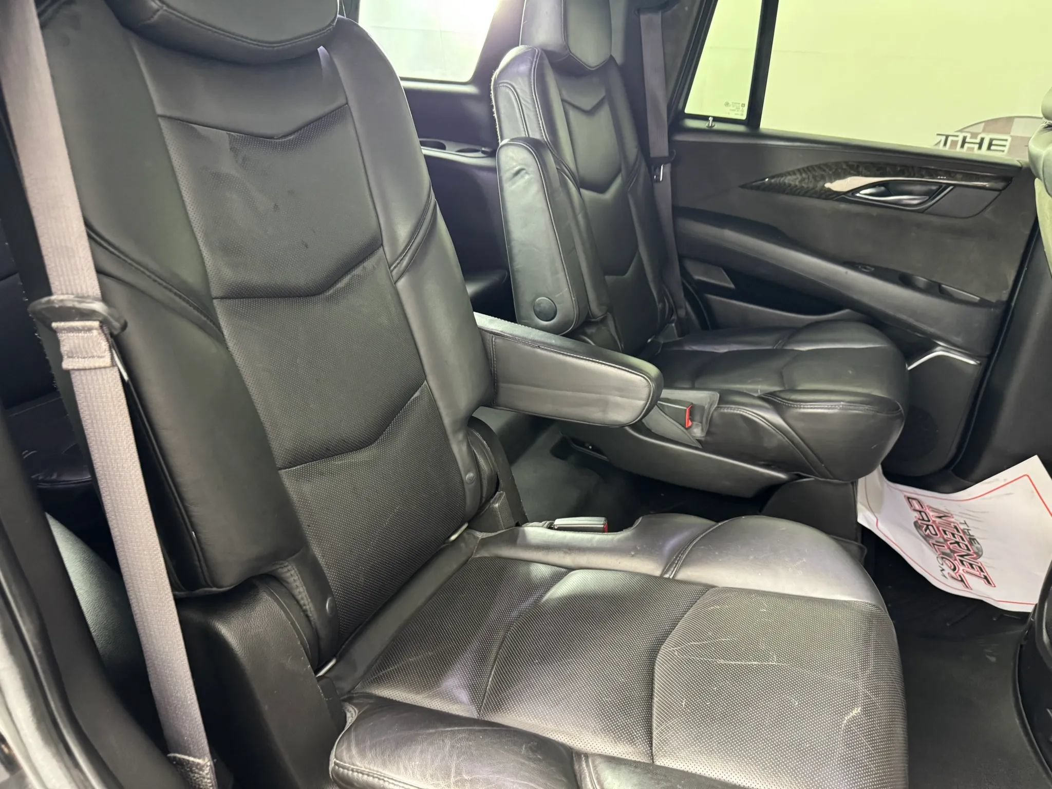 Used 2016 Cadillac Escalade Platinum AWD/4WD image 38